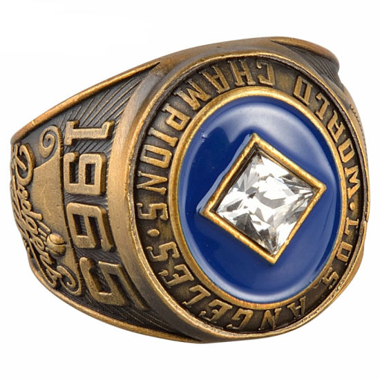 Anillo de metal personalizado de alta calidad de dos tonos con diamantes de imitación