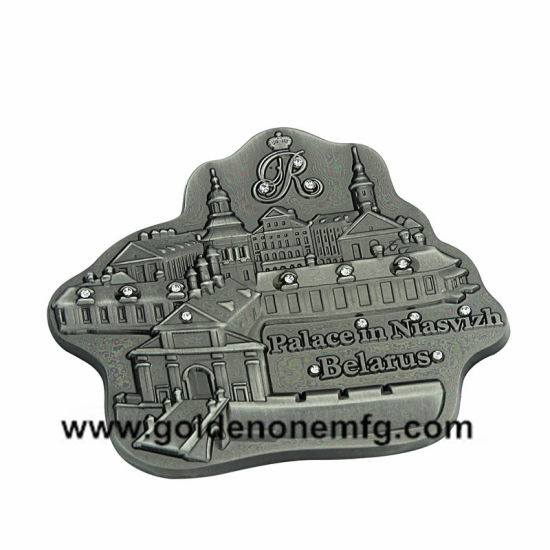 Insignia de alfiler de metal plateado antiguo plateado